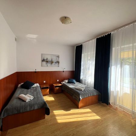 Obok Lasu Grebiszew Bagian luar foto